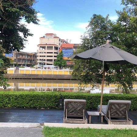 Hotel Ping Silhouette Chiang Mai Bagian luar foto